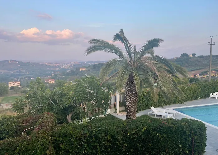 Assunta Con Piscina Villa *